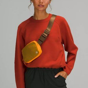 LuluLemon Everywhere Belt Bag